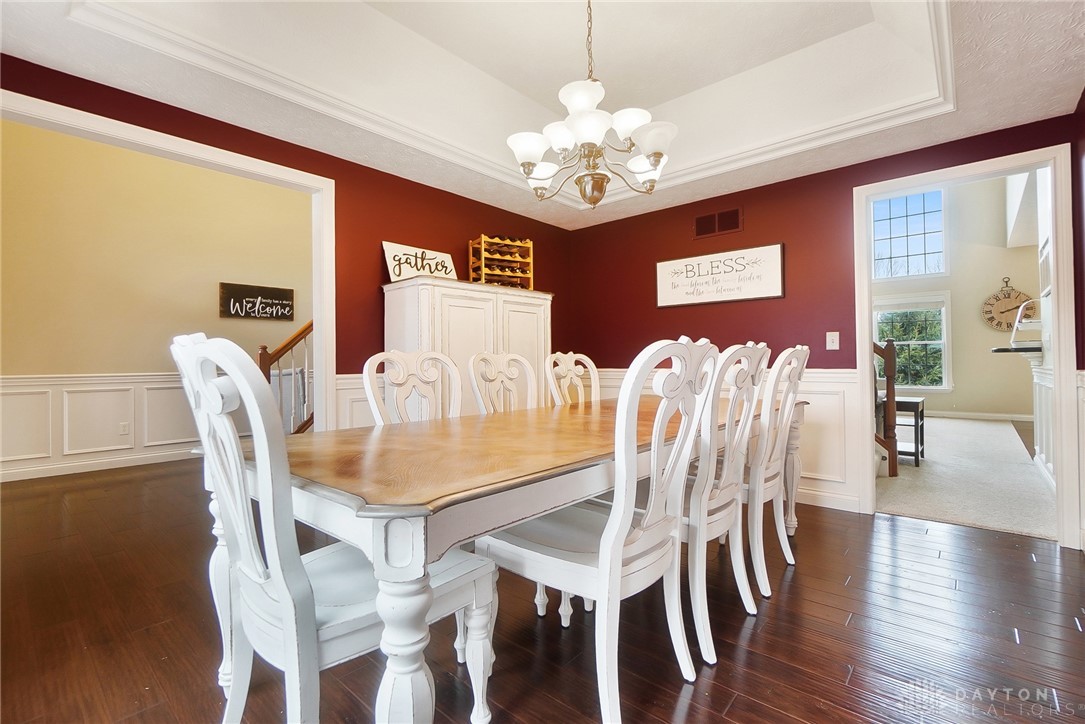 2645 Meadowpoint Drive, Troy, Ohio image 15