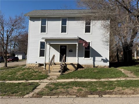 Photo of 230 W Decatur Street, Eaton, OH 45320 (MLS # 953674)