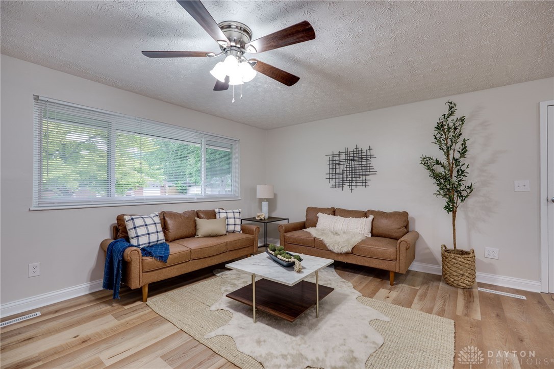 5692 Traymore Drive, Dayton, Ohio image 12