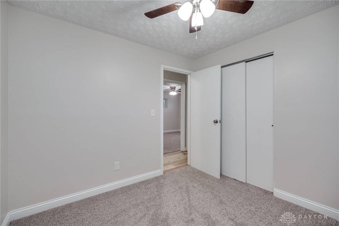 5692 Traymore Drive, Dayton, Ohio image 33