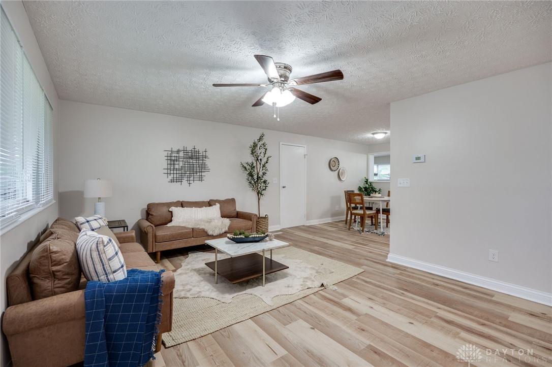 5692 Traymore Drive, Dayton, Ohio image 10