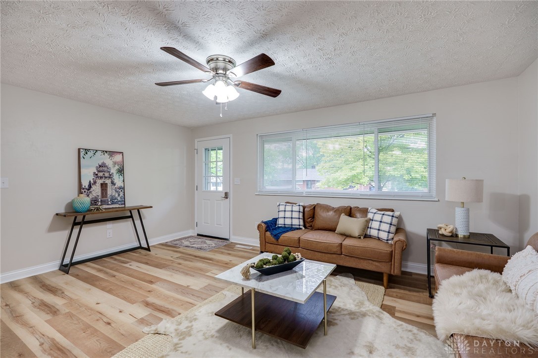 5692 Traymore Drive, Dayton, Ohio image 13