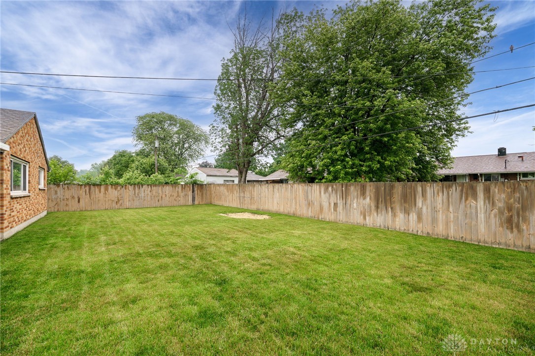 5692 Traymore Drive, Dayton, Ohio image 40