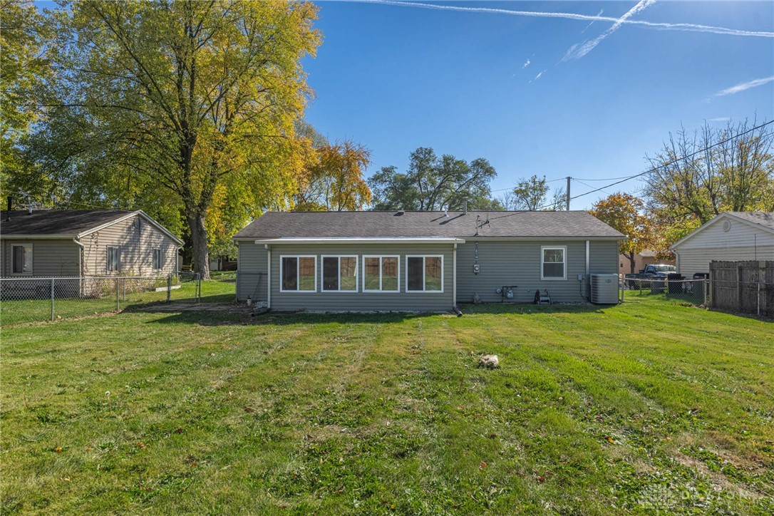 Troy, Ohio 45373, United States, 3 Bedrooms Bedrooms, ,1 BathroomBathrooms,Residential,Active,244383