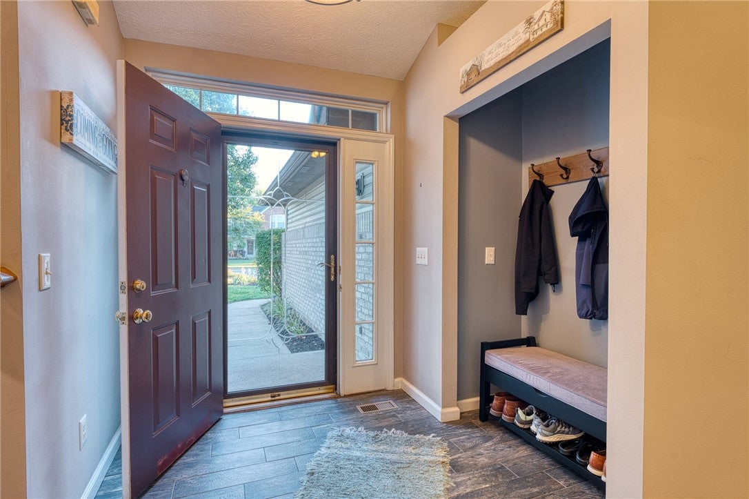 1271 Windsong Trail