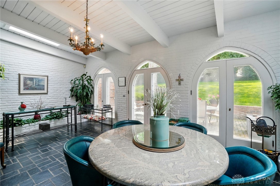 505 W Home Road, Springfield, Ohio image 12
