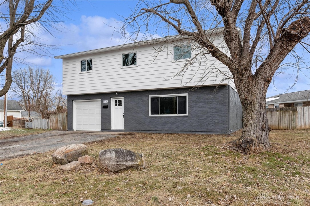 340 S Elm Street, West Carrollton, Ohio image 1