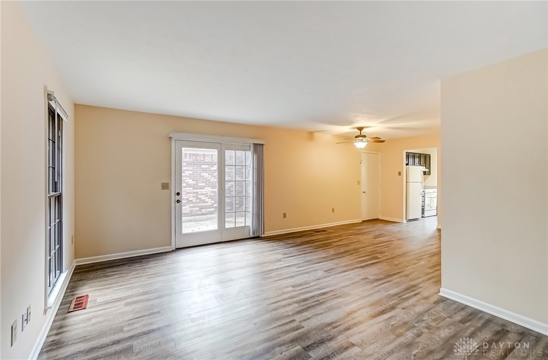 1133 Katie Circle, Beavercreek, Ohio image 14