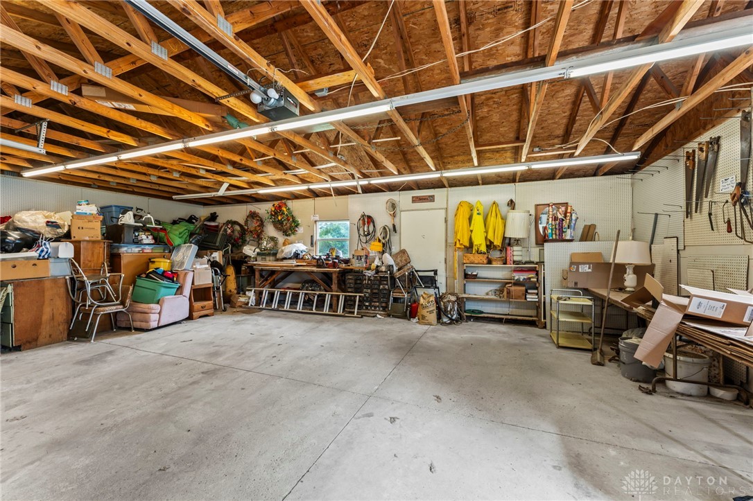 843 E Center Street, Germantown, Ohio image 32
