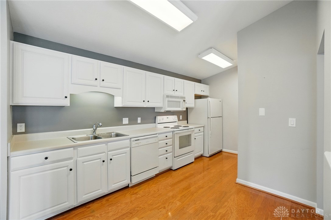 3085 Cumberland Lane #208, Beavercreek, Ohio image 12