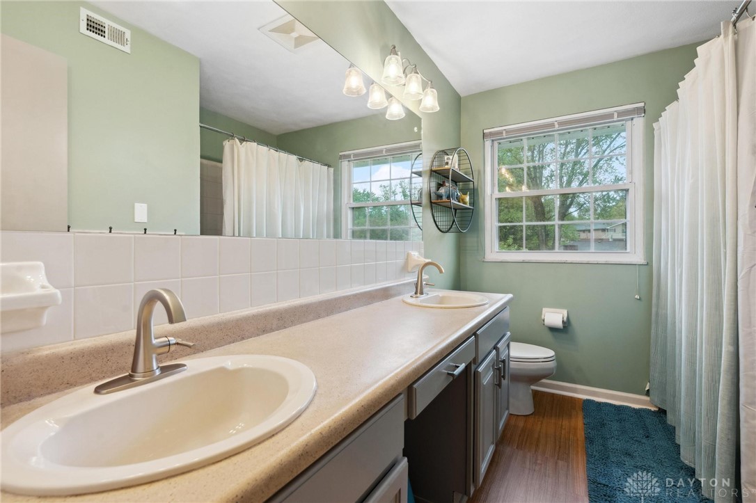 2788 Vickie Drive, Beavercreek, Ohio image 31