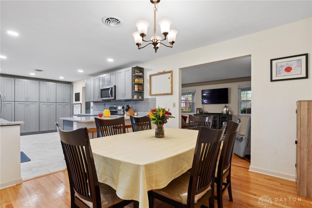 2788 Vickie Drive, Beavercreek, Ohio image 19