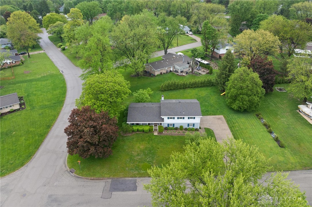 2788 Vickie Drive, Beavercreek, Ohio image 50