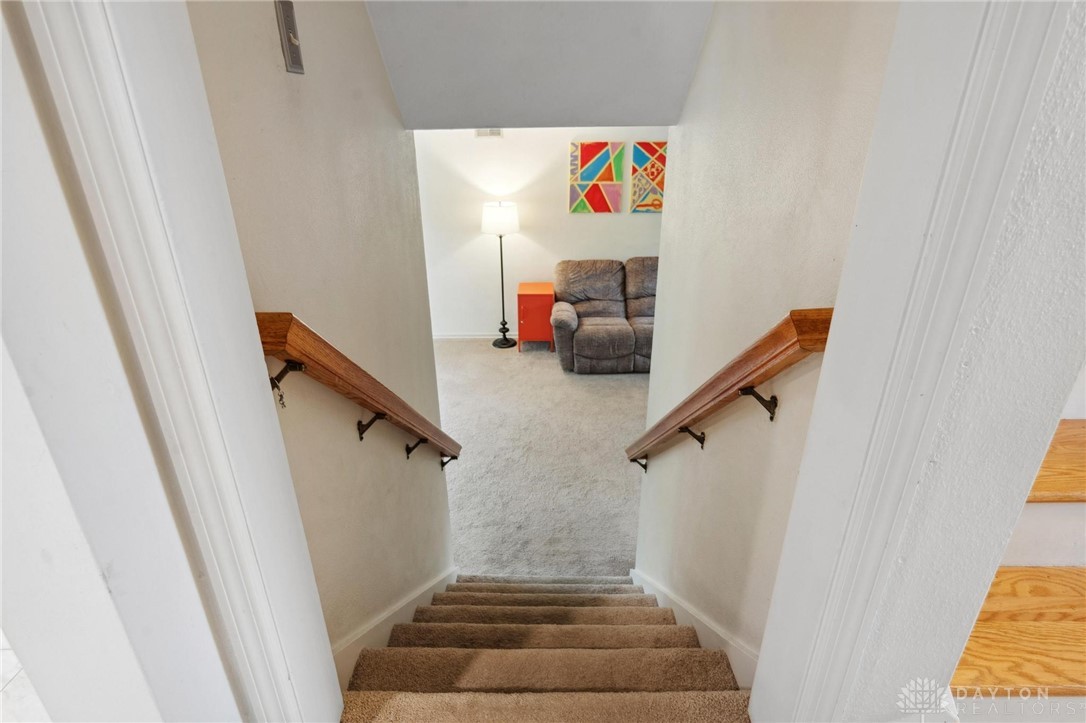 2788 Vickie Drive, Beavercreek, Ohio image 37
