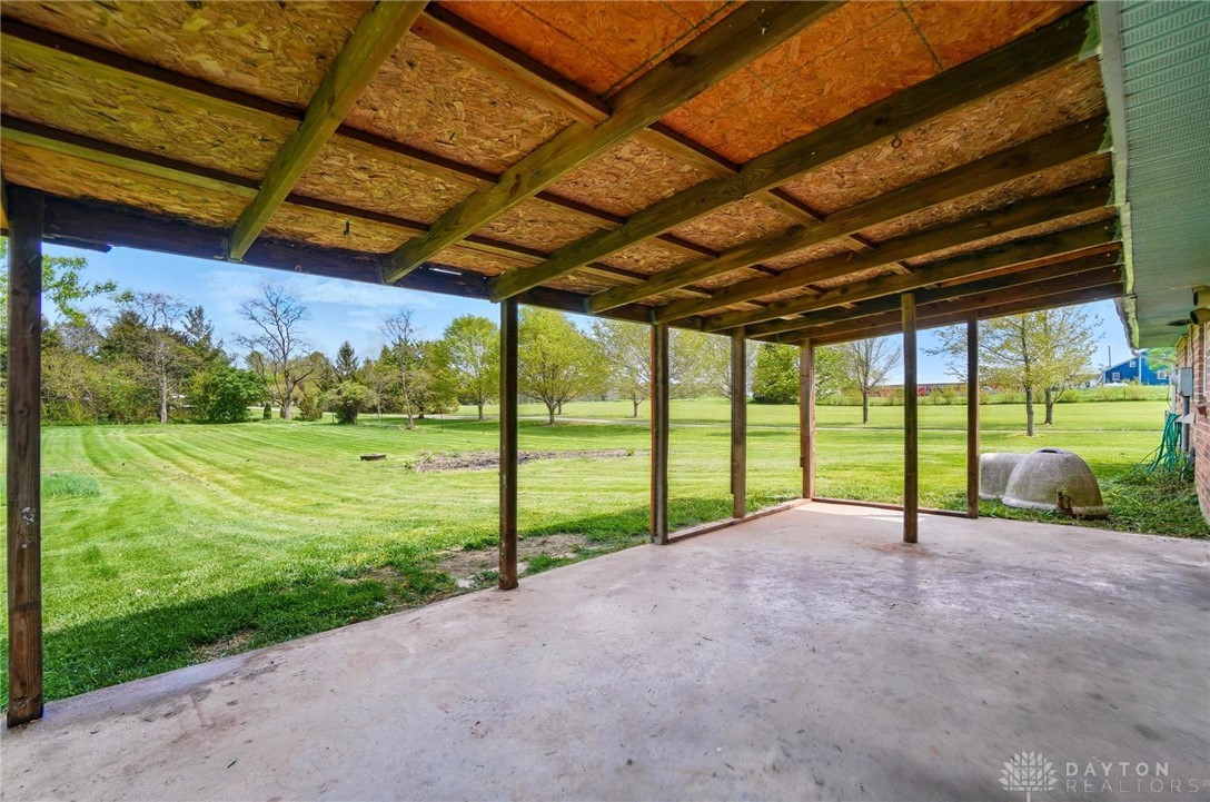 8572 Yohe Road, Lewisburg, Ohio image 25