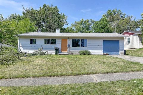 Photo of 915 Carole Street, Miamisburg, OH 45342 (MLS # 959100)