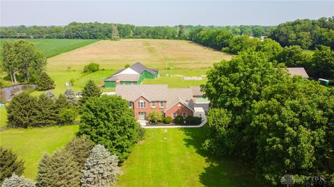 Photo of 1061 Mcpherson Road, Xenia, OH 45385 (MLS # 937671)