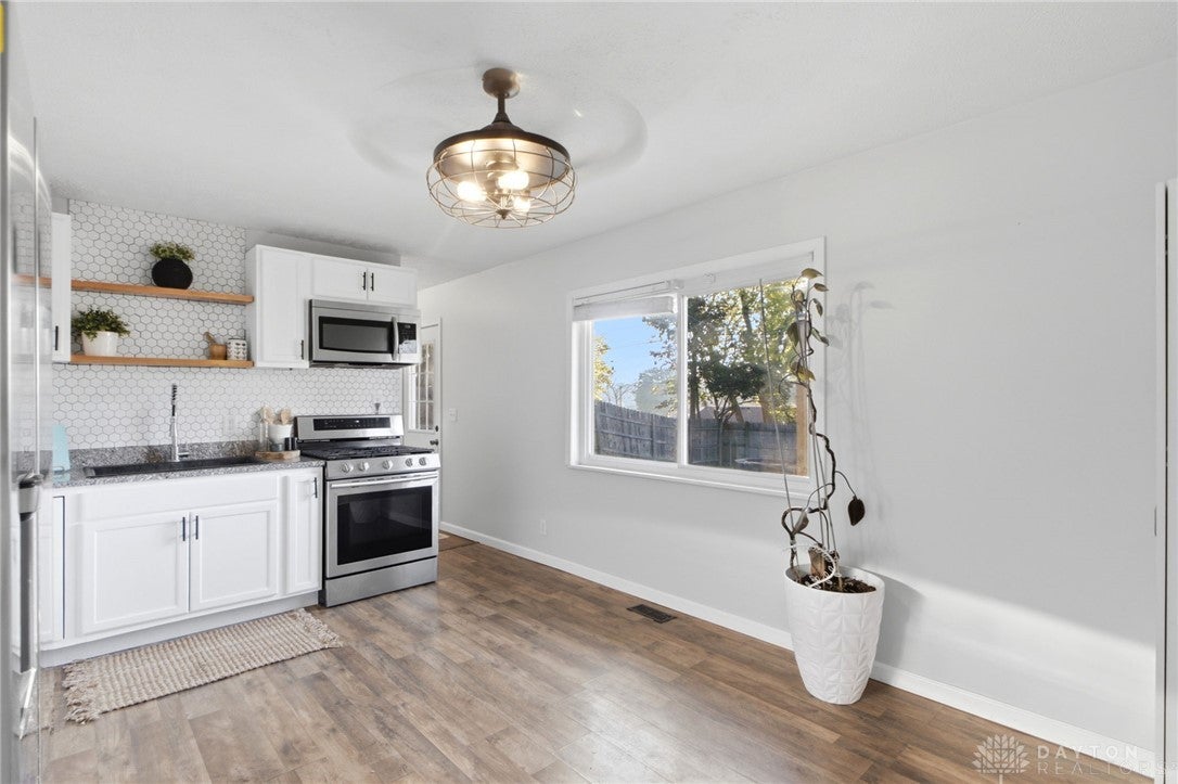 4228 Green Meadows Drive
