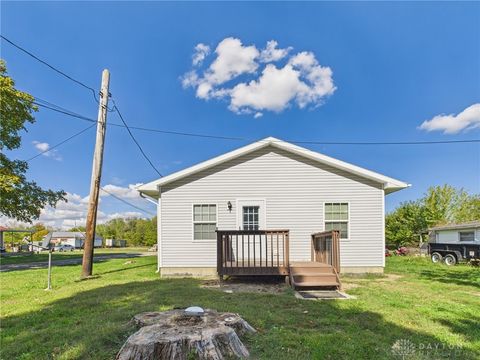 Photo of 400 E Cross St, Ansonia, OH 45303 (MLS # 945674)