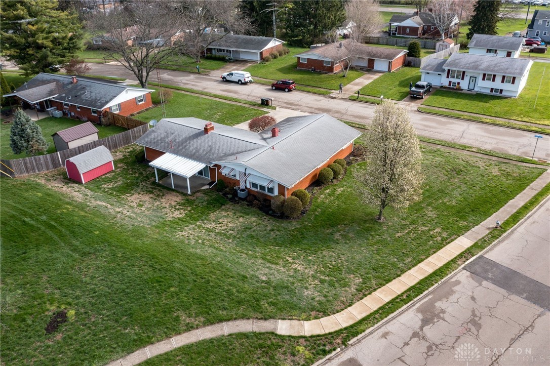 1668 Parkview Drive, Xenia, Ohio image 37