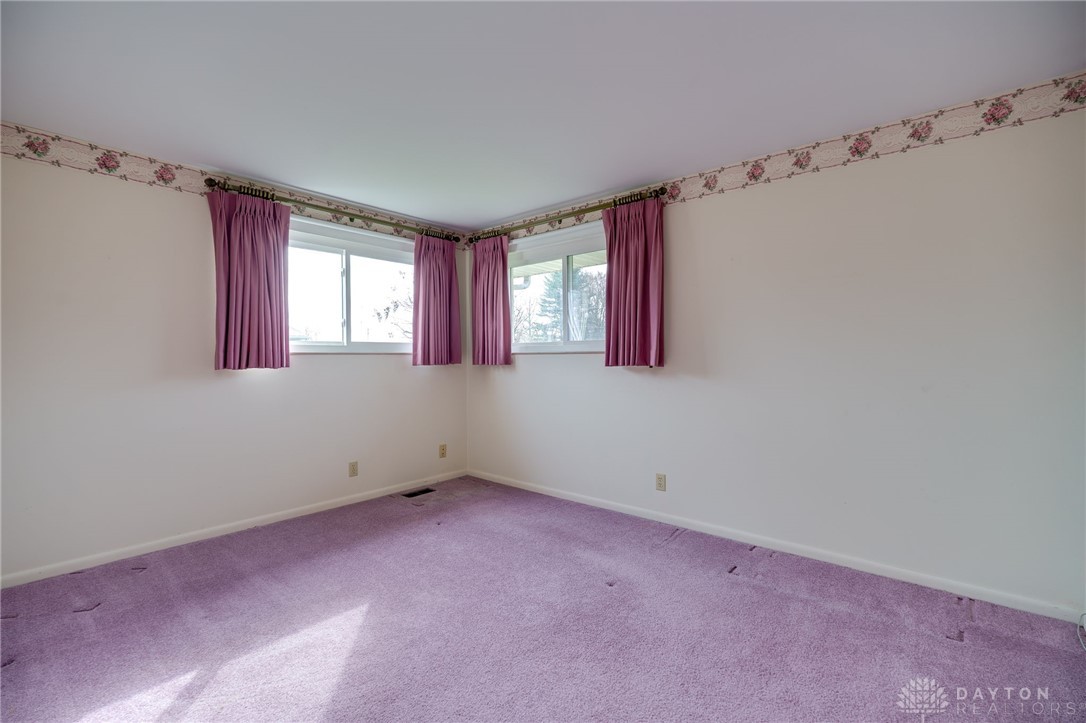 1668 Parkview Drive, Xenia, Ohio image 23