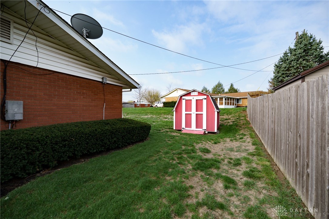 1668 Parkview Drive, Xenia, Ohio image 30