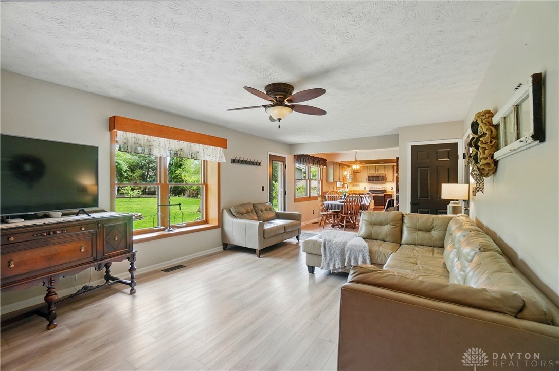340 Tanglewood Drive, Springboro, Ohio image 28