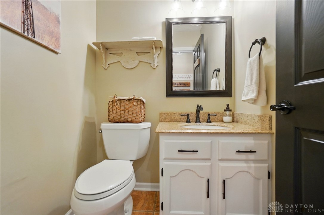 340 Tanglewood Drive, Springboro, Ohio image 29