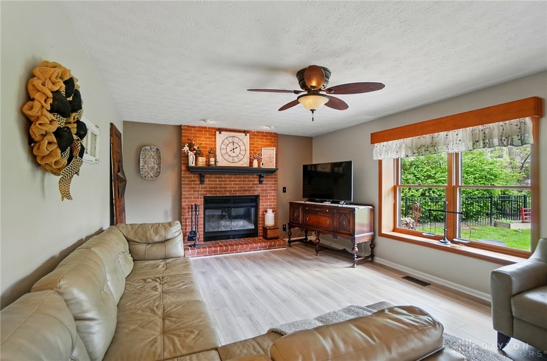 340 Tanglewood Drive, Springboro, Ohio image 26