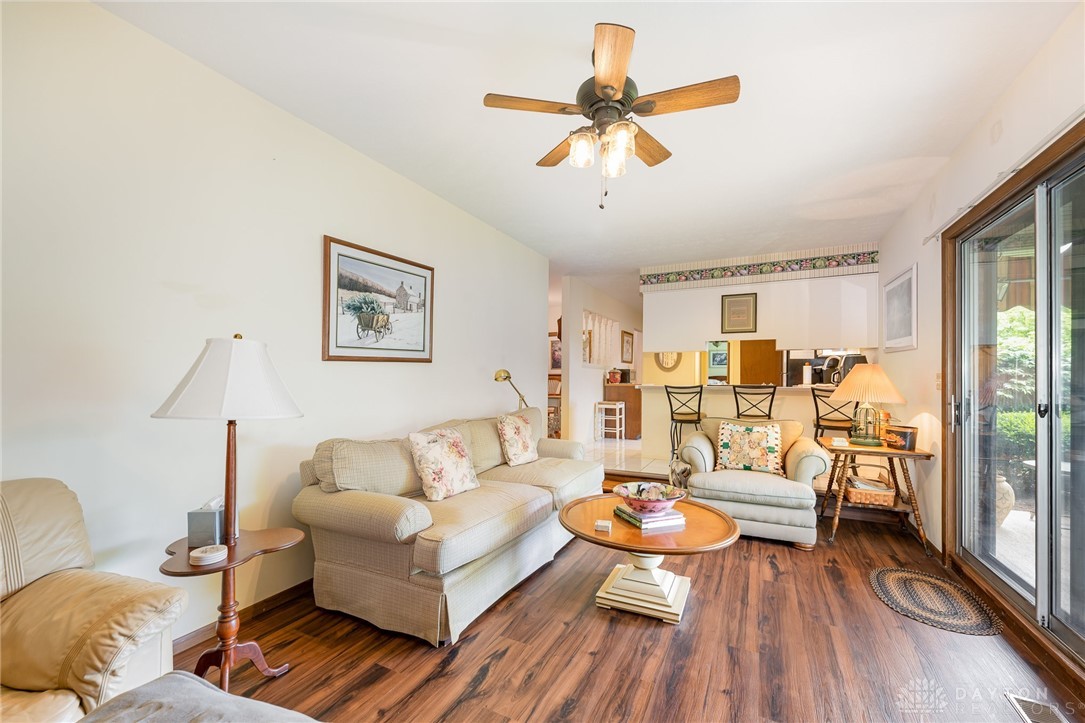2409 King Richard Parkway, Miamisburg, Ohio image 8