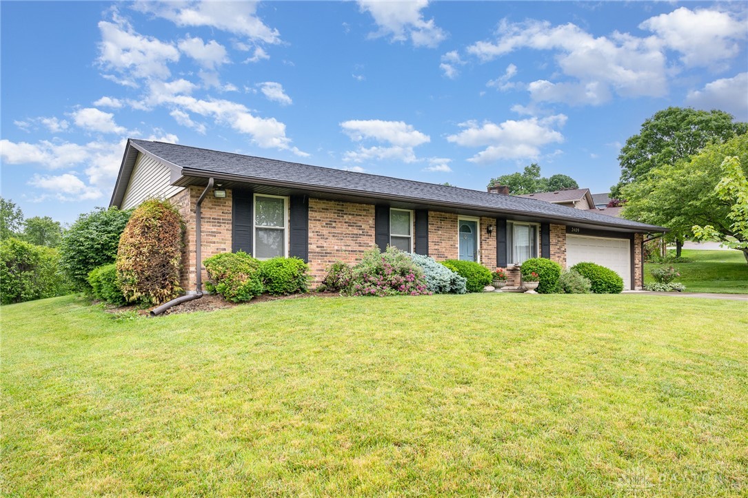 2409 King Richard Parkway, Miamisburg, Ohio image 2