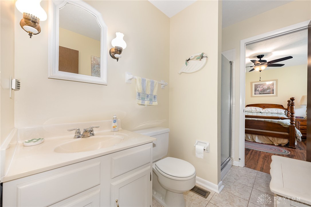2409 King Richard Parkway, Miamisburg, Ohio image 17