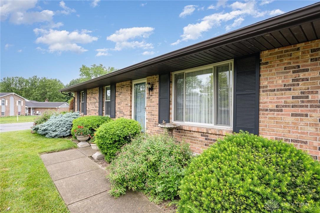 2409 King Richard Parkway, Miamisburg, Ohio image 5