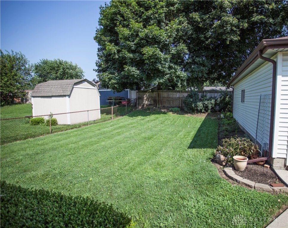 Xenia, Ohio 45385, United States, 3 Bedrooms Bedrooms, ,2 BathroomsBathrooms,Residential,Pending,201022