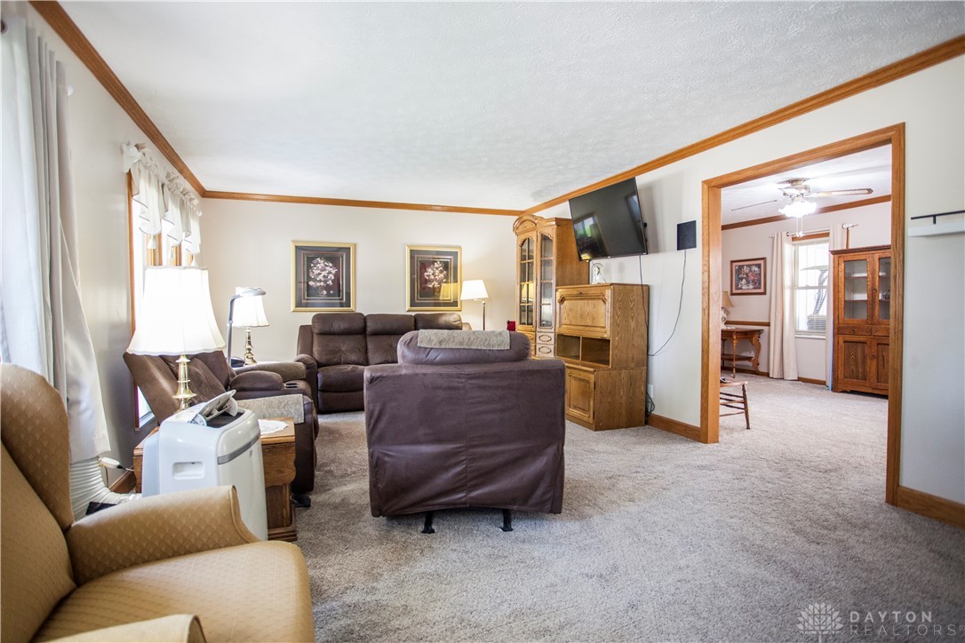 Xenia, Ohio 45385, United States, 3 Bedrooms Bedrooms, ,2 BathroomsBathrooms,Residential,Pending,201022