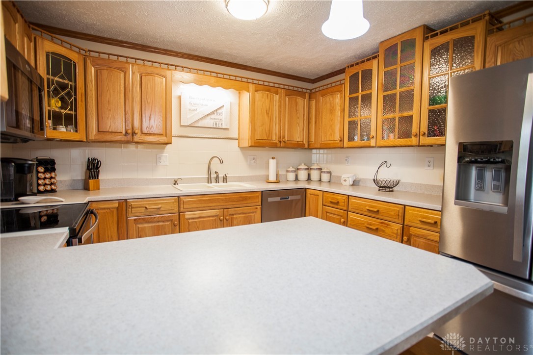 Xenia, Ohio 45385, United States, 3 Bedrooms Bedrooms, ,2 BathroomsBathrooms,Residential,Pending,201022