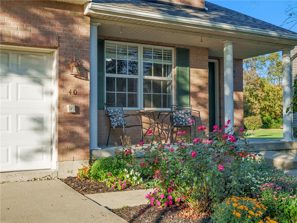40 Broadcrest Drive