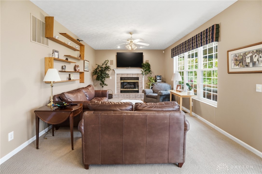 424 Tillotson Place