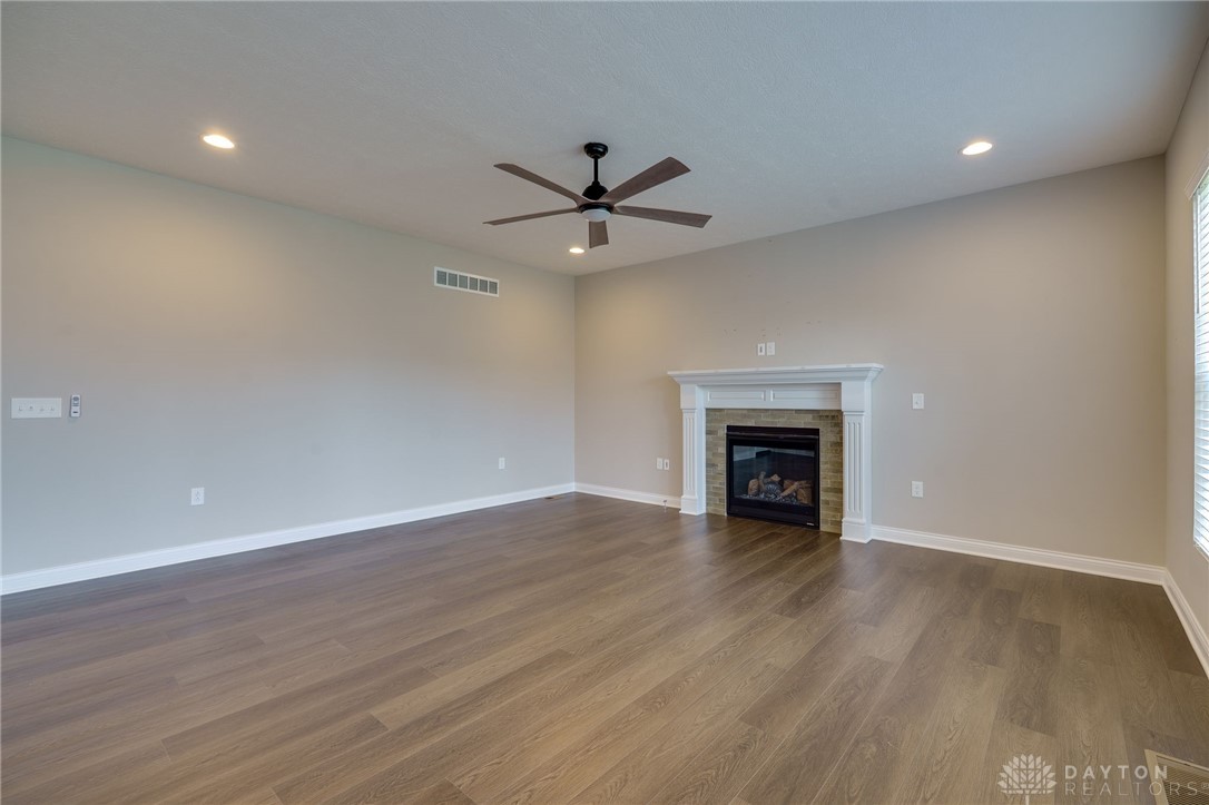 703 Newton Drive, Beavercreek, Ohio image 8