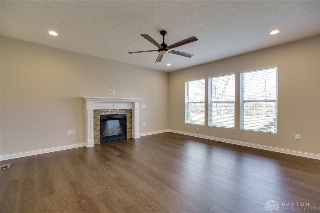 703 Newton Drive, Beavercreek, Ohio image 9