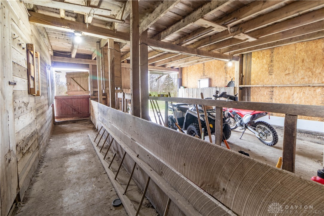 5669 Buckneck Road, Bradford, Ohio image 38