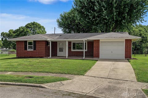 Homes For Sale - 1361 Sioux Drive<br/> Xenia, OH 45385
