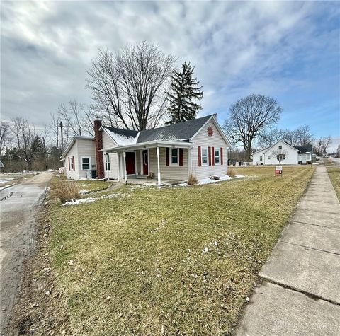 Photo of 101 N Main Street, Laura, OH 45337 (MLS # 953191)