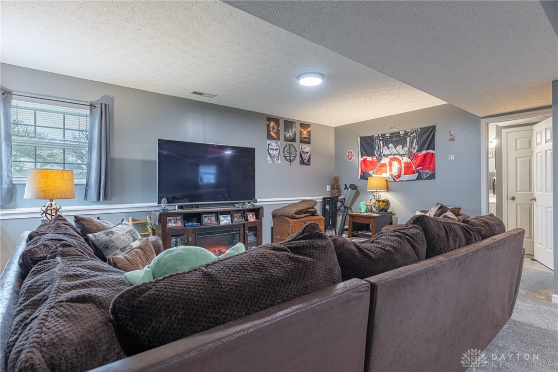 6300 Sterling Woods Drive, Clayton, Ohio image 26