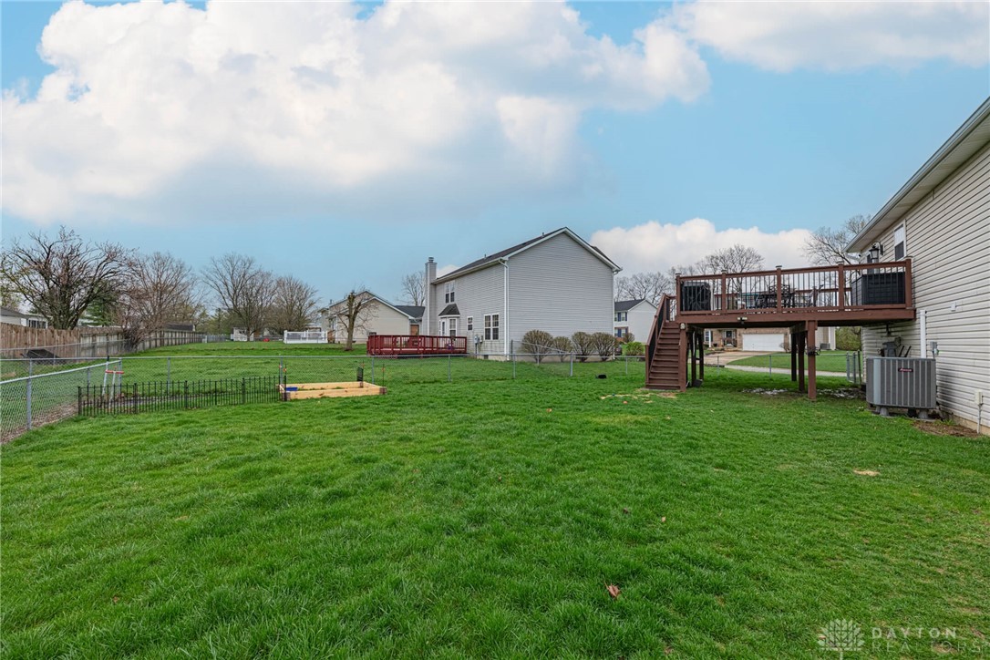 6300 Sterling Woods Drive, Clayton, Ohio image 32