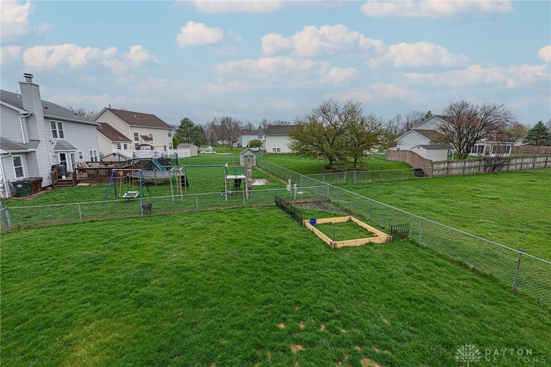 6300 Sterling Woods Drive, Clayton, Ohio image 37