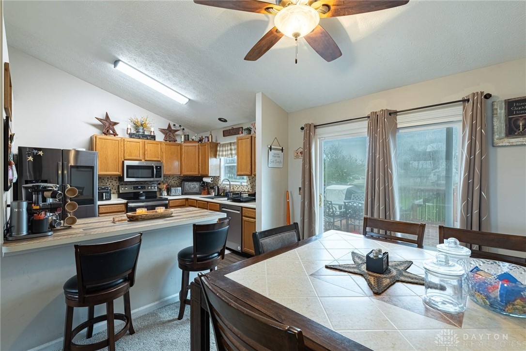 6300 Sterling Woods Drive, Clayton, Ohio image 8