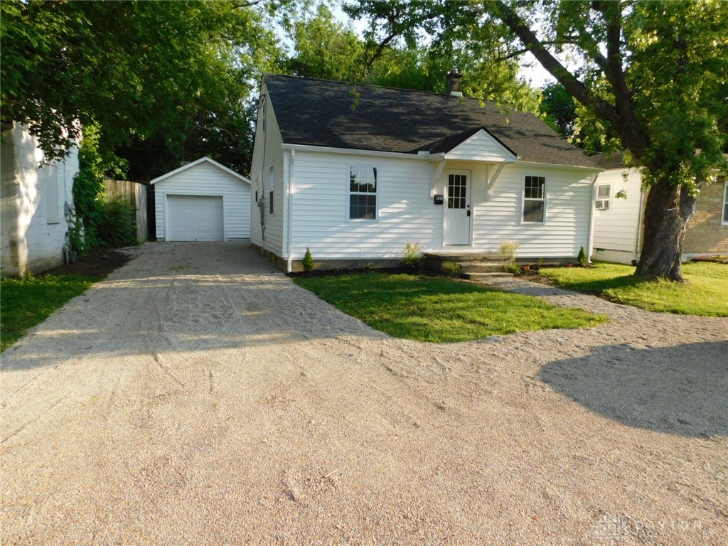 523 Grand Avenue, Sabina, Ohio image 2