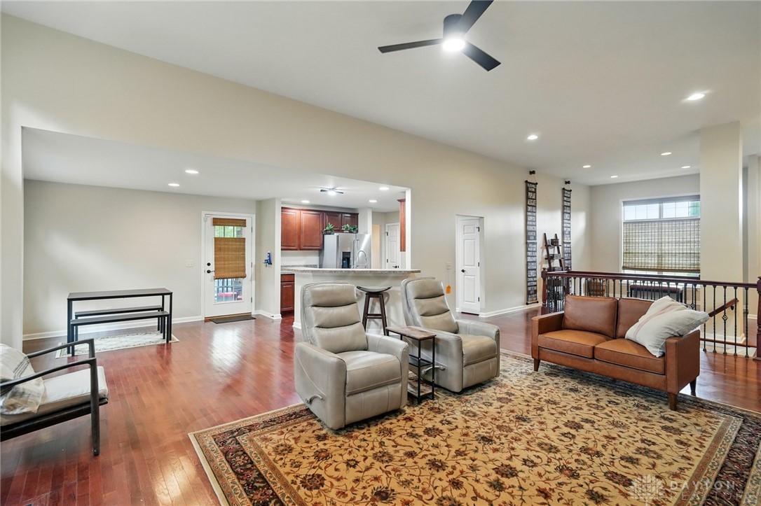 8002 Cahall Drive, Waynesville, Ohio image 12