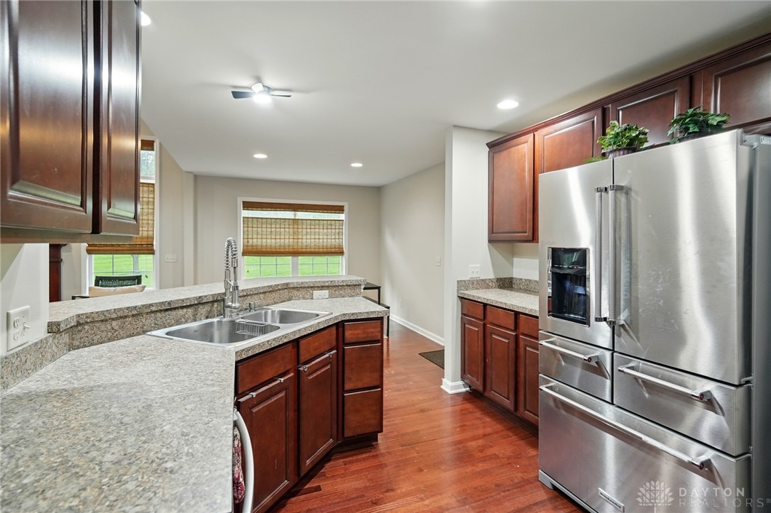 8002 Cahall Drive, Waynesville, Ohio image 14